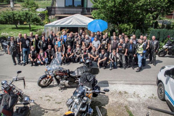 img_0016-motoristi-v-leskovcu7C075D5B-1F35-59D5-7073-8DF70675153F.jpg